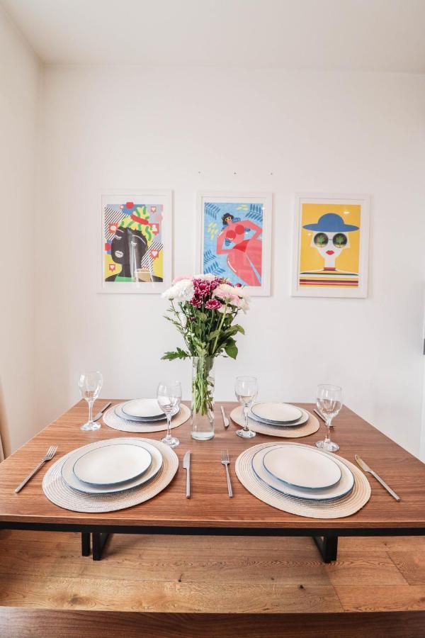 Modern & Spacious 1 Bedroom Clapham Junction Flat Londra Exterior foto
